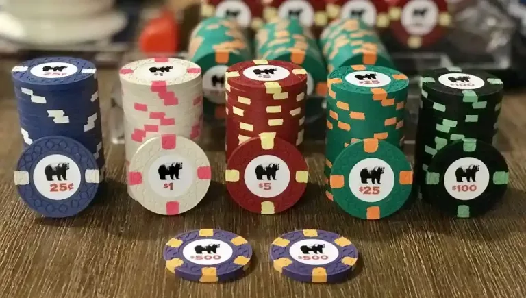distribution jeton poker